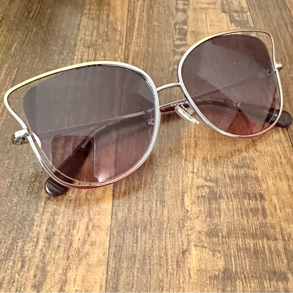 COACH Cat Eye Sunglasses